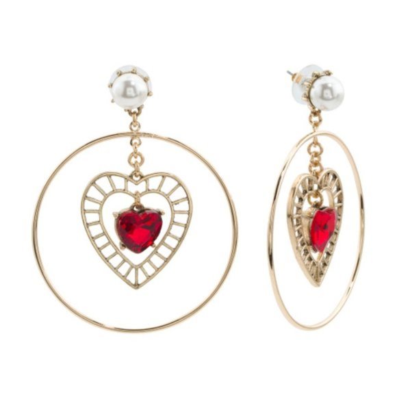 BETSEY JOHNSON Heart & Pearl Orbital Earrings - Picture 3 of 5